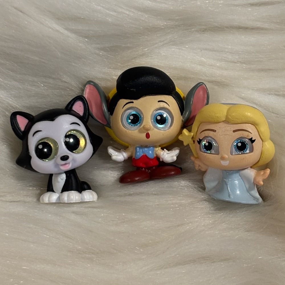 Disney Doorables Pinocchio Figaro, Fairy Figures Set